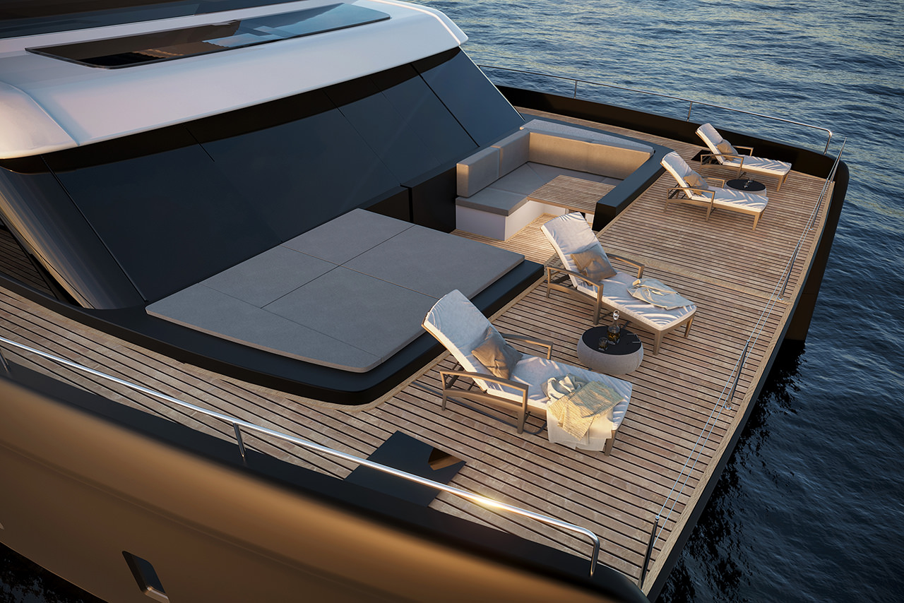 deck of the new sunreef 60 power